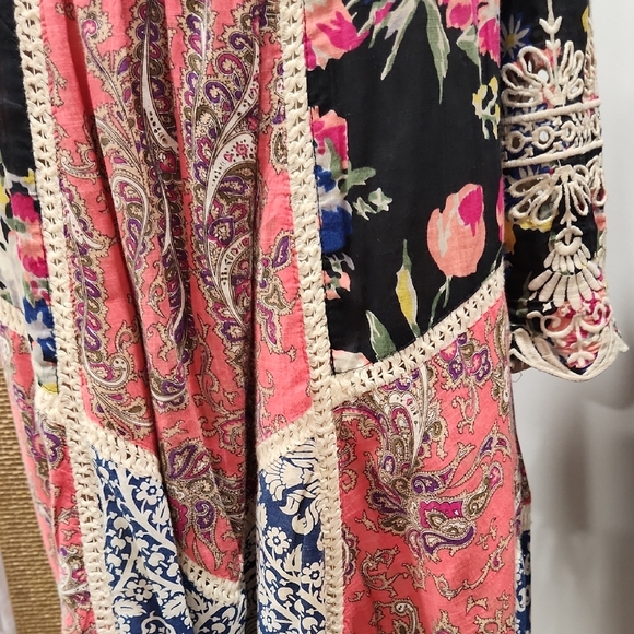 Anthropology 🔥 🌸Midi Tunic with Graphic 3/4 Sleeves - Picture 9 of 9